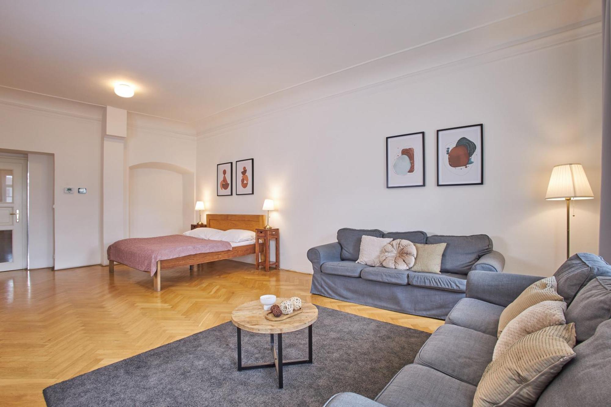 Charles Bridge Suites Прага Екстер'єр фото