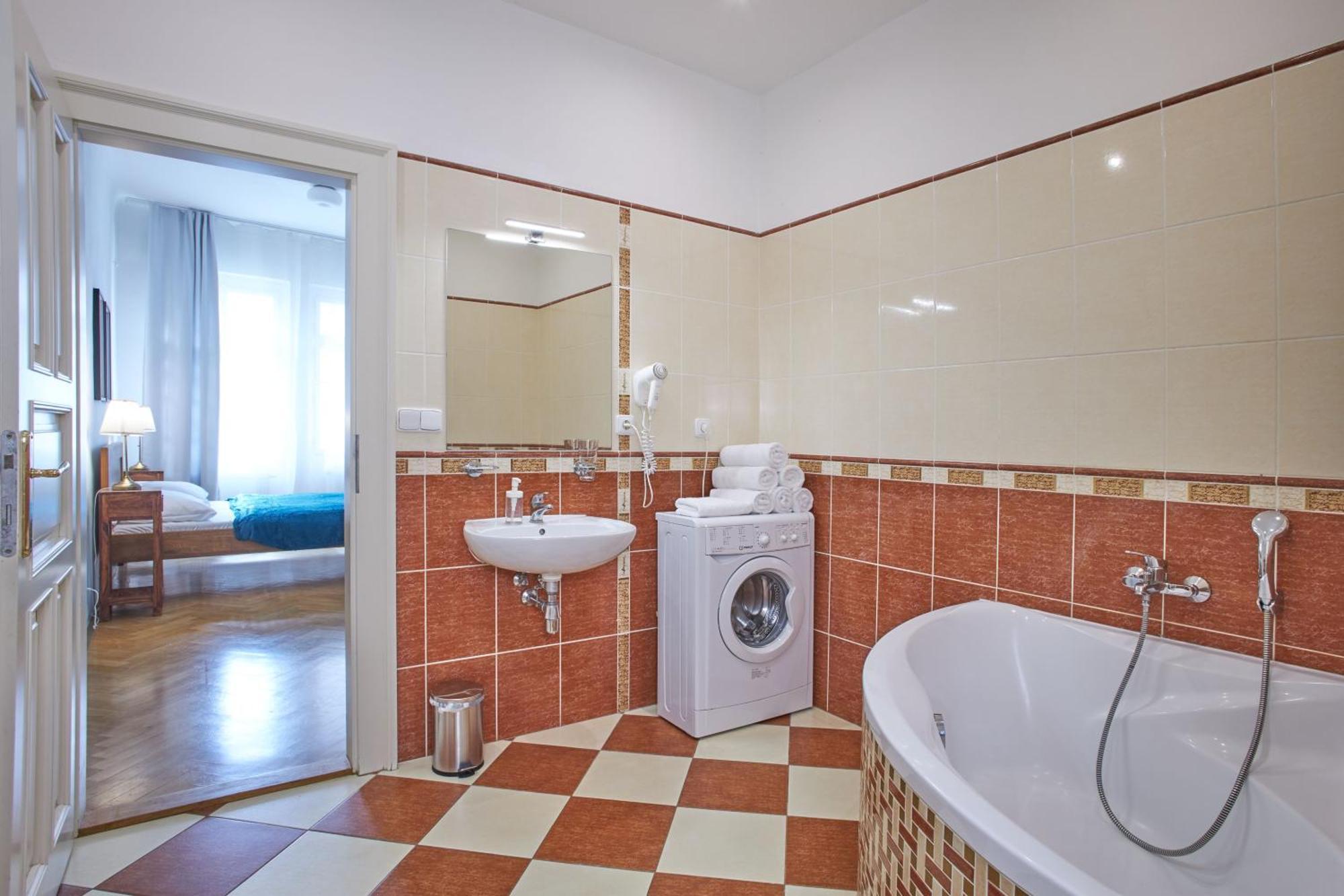 Charles Bridge Suites Прага Екстер'єр фото