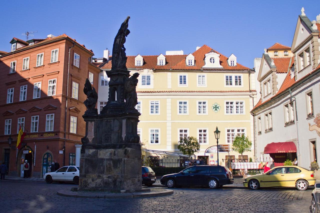 Charles Bridge Suites Прага Екстер'єр фото